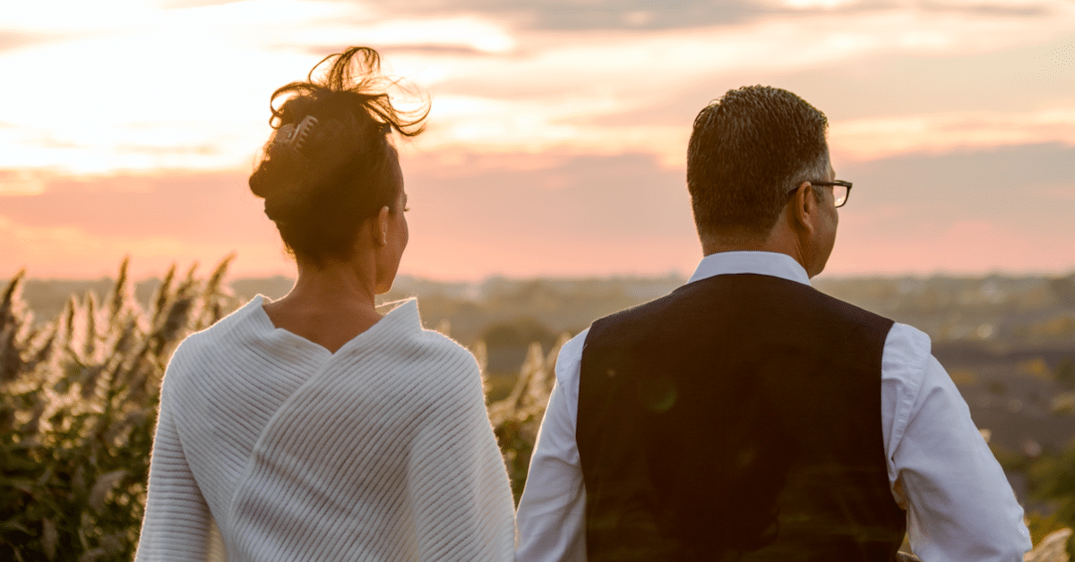 Iso pillua vanhoja naisia