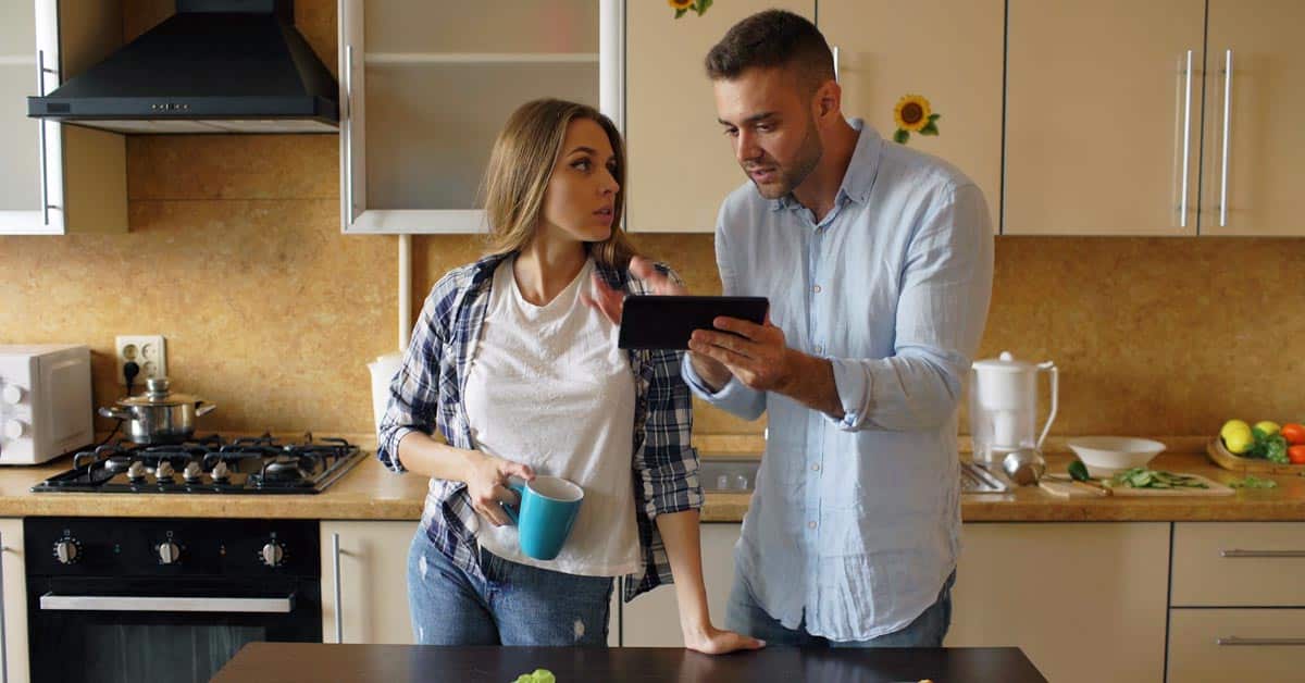 Vakavia merkkejä siitä, että riitelette liikaa